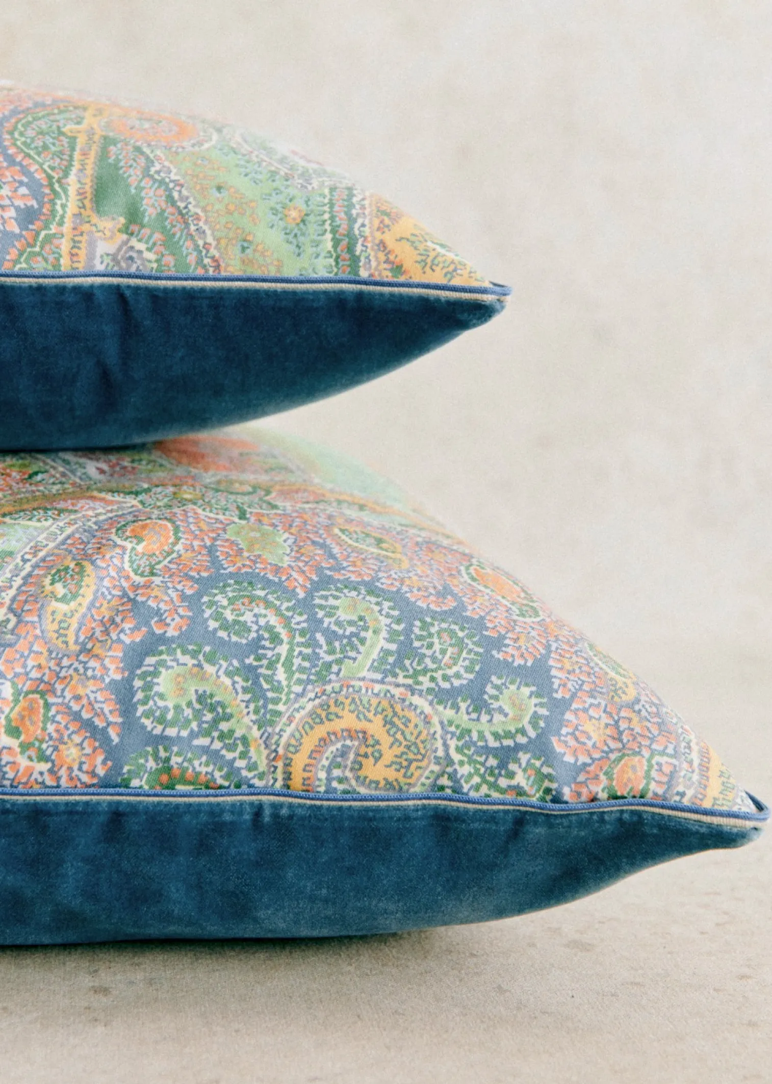 Sezane Coussin Vintage - Très Grand Modèle- La Sélection Vintage | Les Tissus