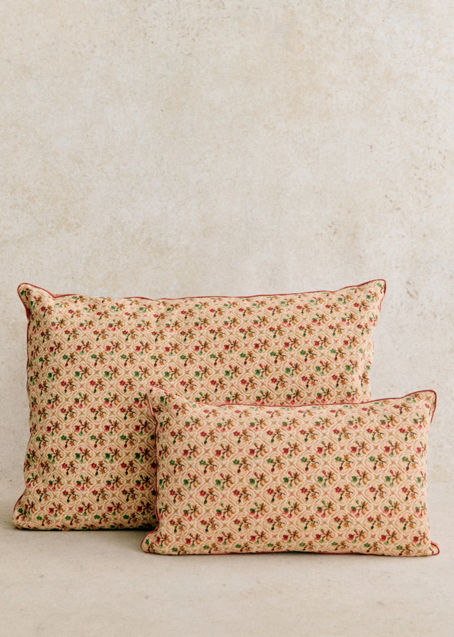 Sezane Coussin Vintage - Très Grand Modèle- La Sélection Vintage | Les Tissus