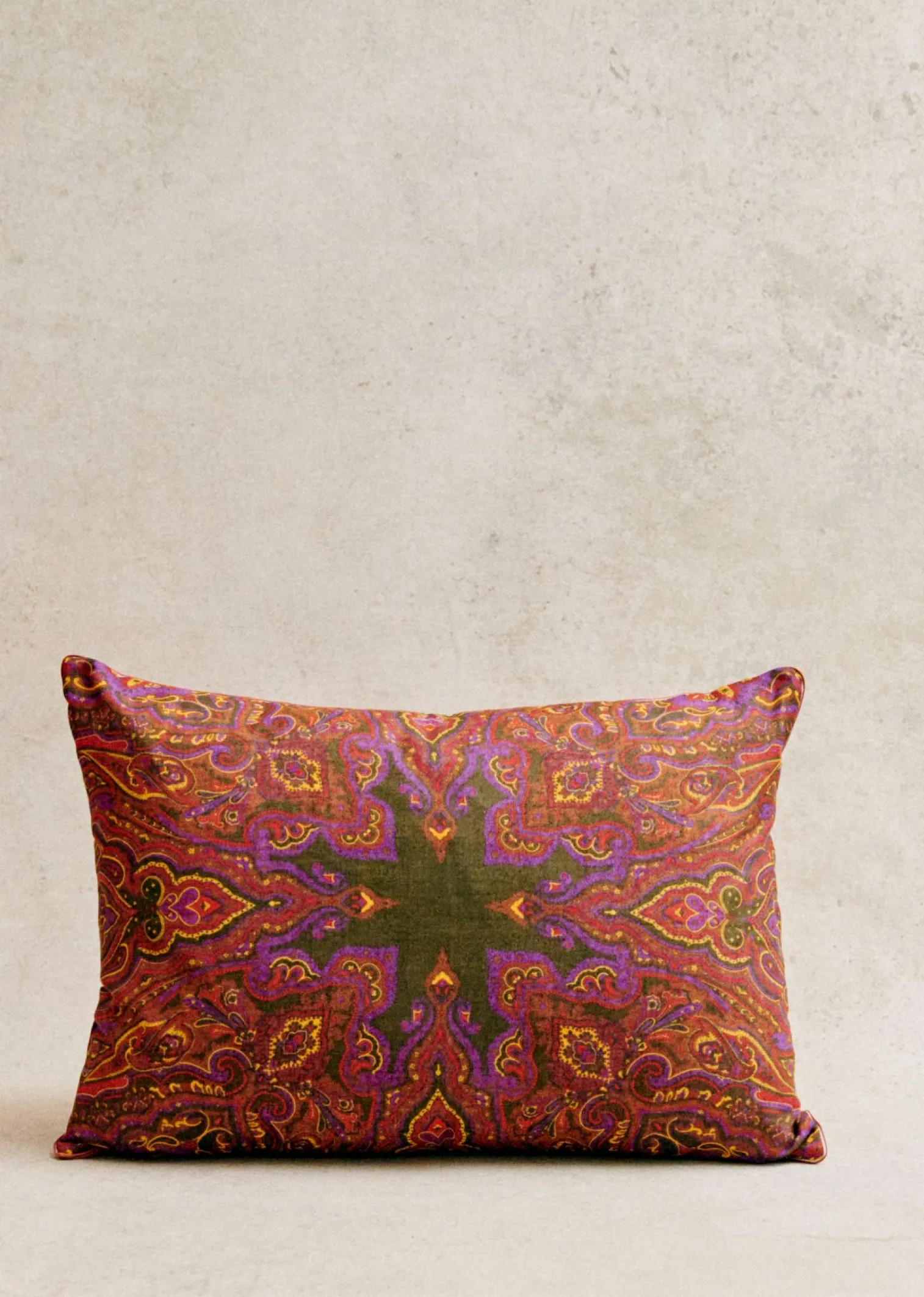 Sezane Coussin Vintage - Très Grand Modèle- La Sélection Vintage | Les Tissus