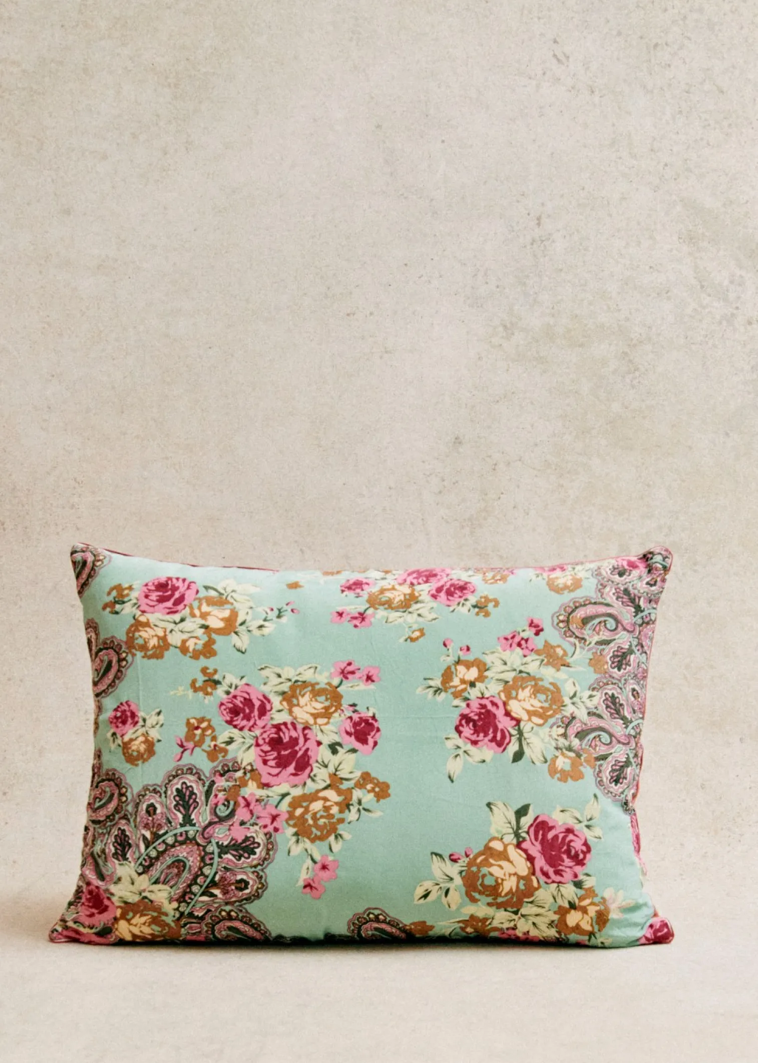 Sezane Coussin Vintage - Très Grand Modèle- La Sélection Vintage | Les Tissus