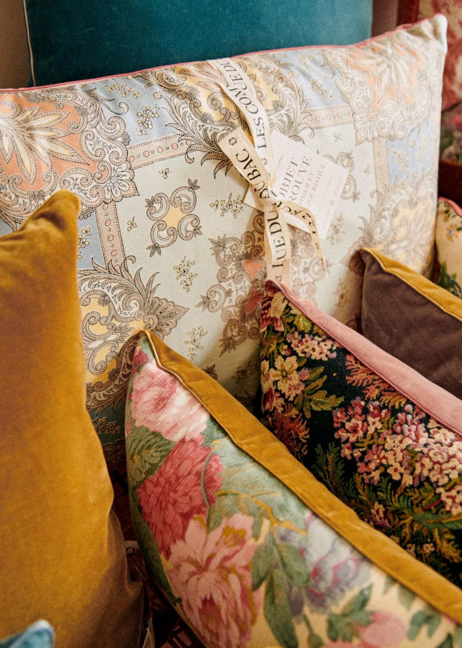 Sezane Coussin Vintage - Très Grand Modèle- La Sélection Vintage | Les Tissus