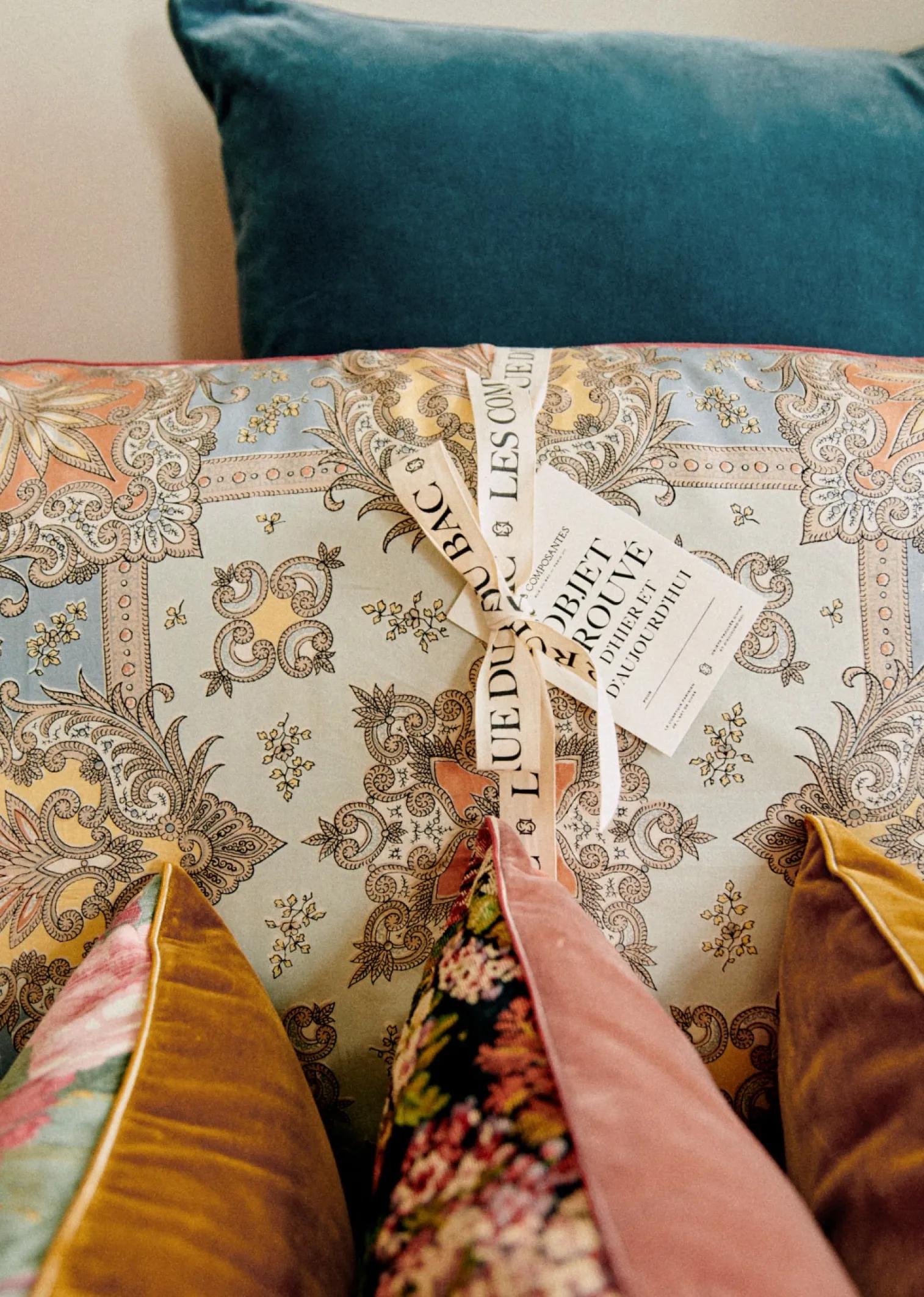 Sezane Coussin Vintage - Très Grand Modèle- La Sélection Vintage | Les Tissus