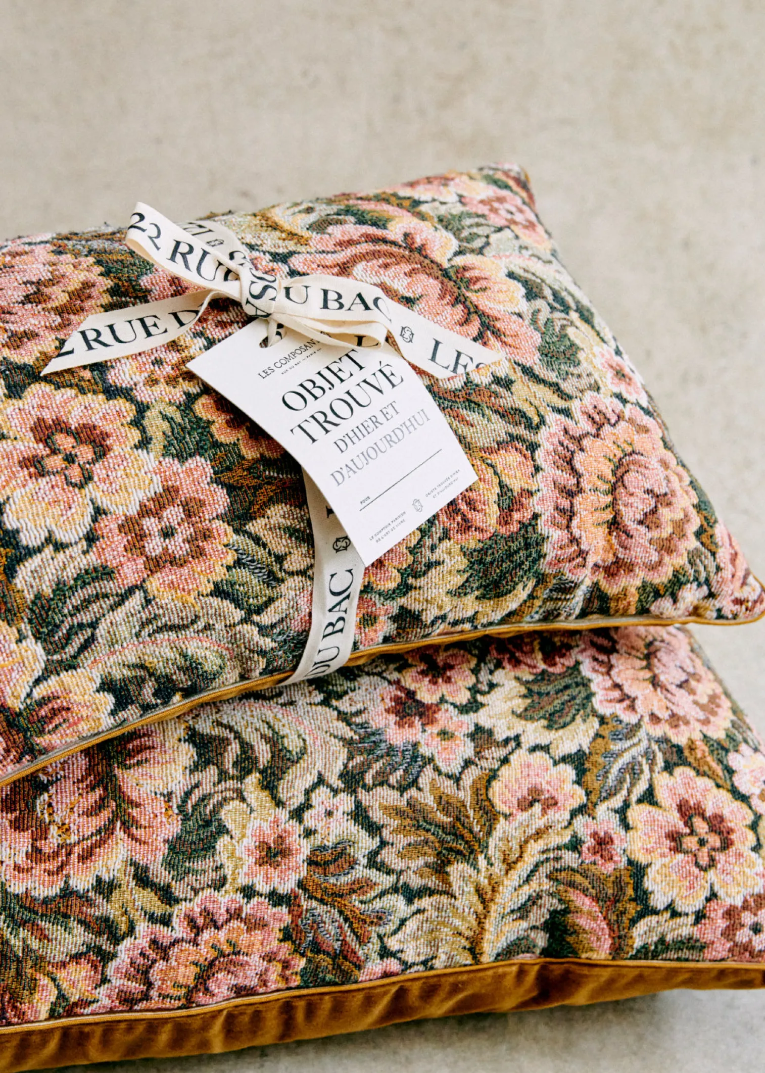 Sezane Coussin Vintage - Très Grand Modèle- La Sélection Vintage | Les Tissus