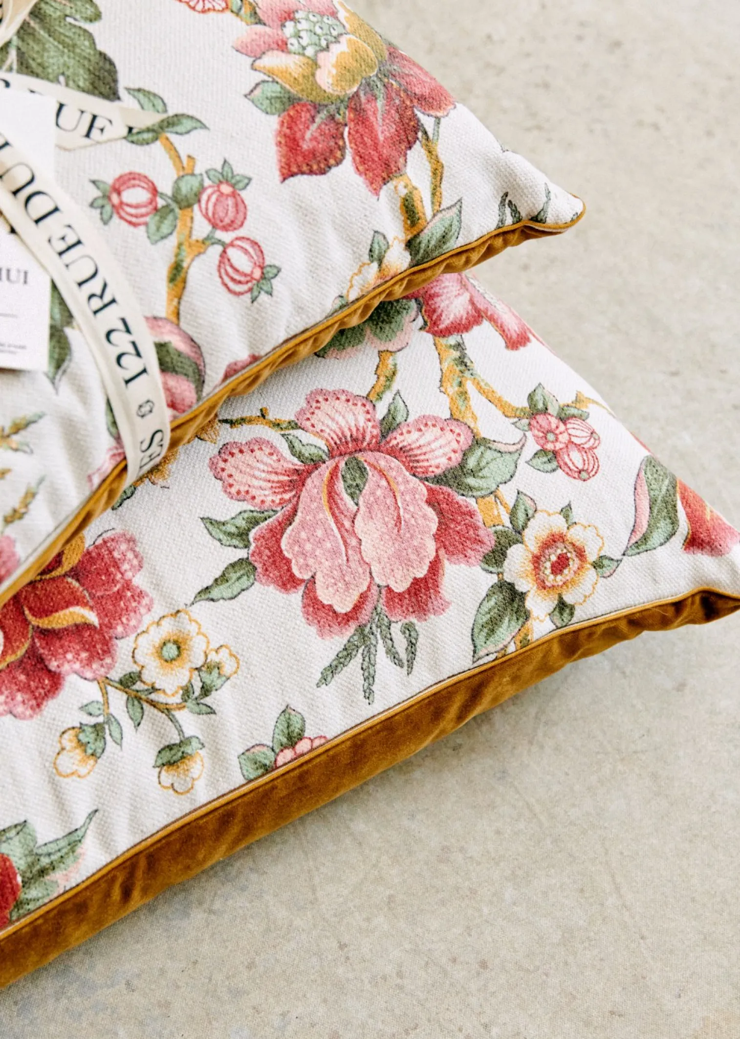 Sezane Coussin Vintage - Très Grand Modèle- La Sélection Vintage | Les Tissus