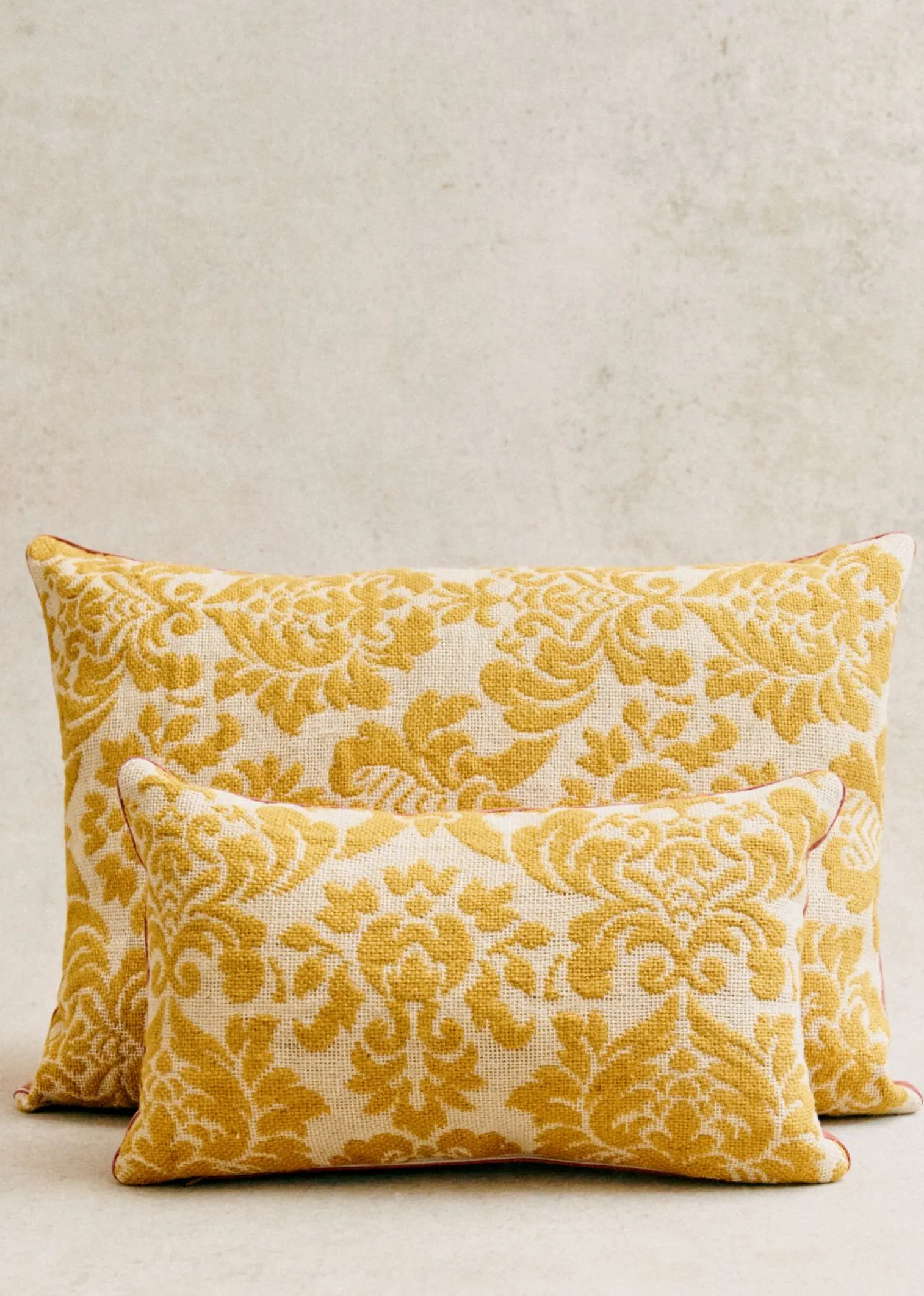 Sezane Coussin Vintage - Très Grand Modèle- La Sélection Vintage | Les Tissus
