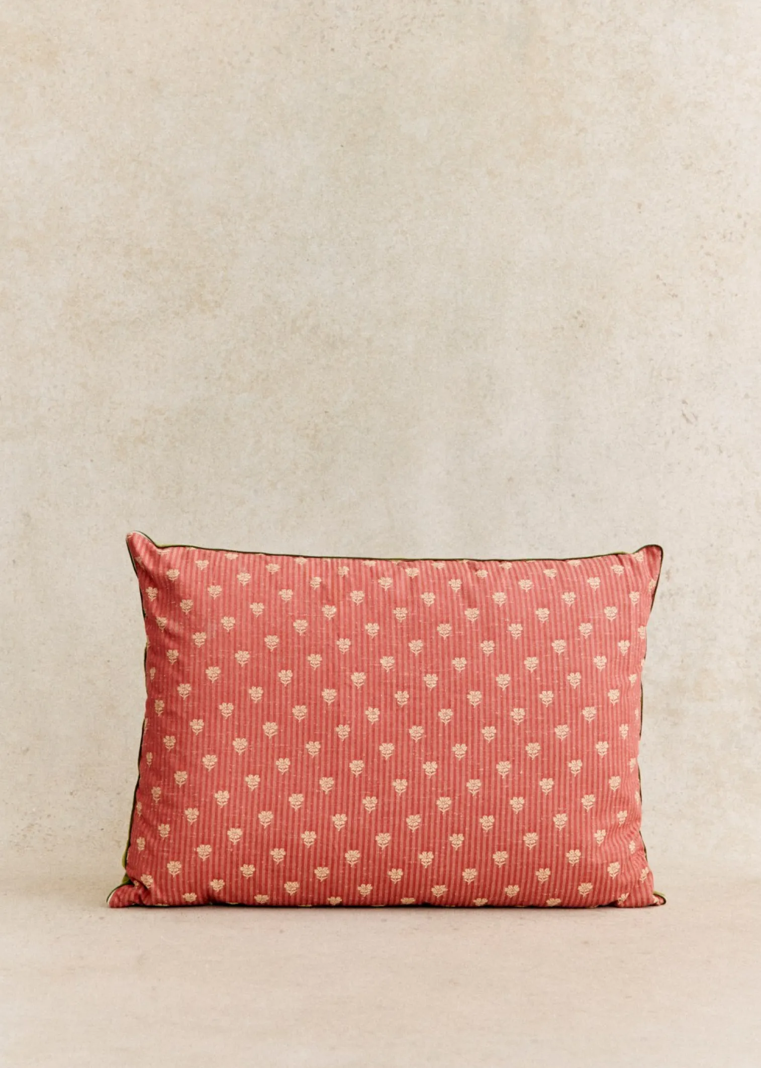 Sezane Coussin Vintage - Très Grand Modèle- La Sélection Vintage | Les Tissus