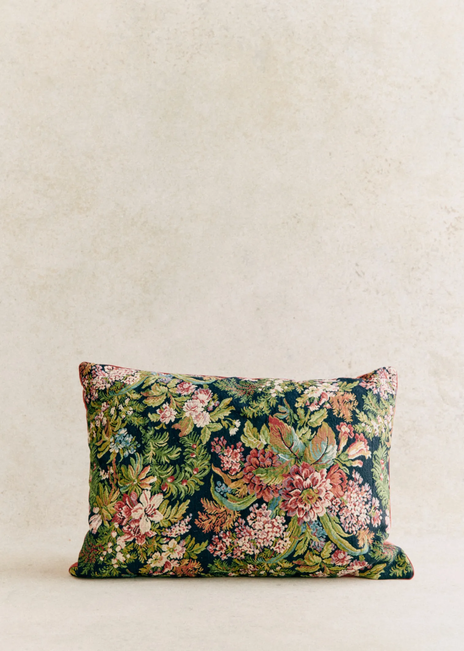 Sezane Coussin Vintage - Très Grand Modèle- La Sélection Vintage | Les Tissus