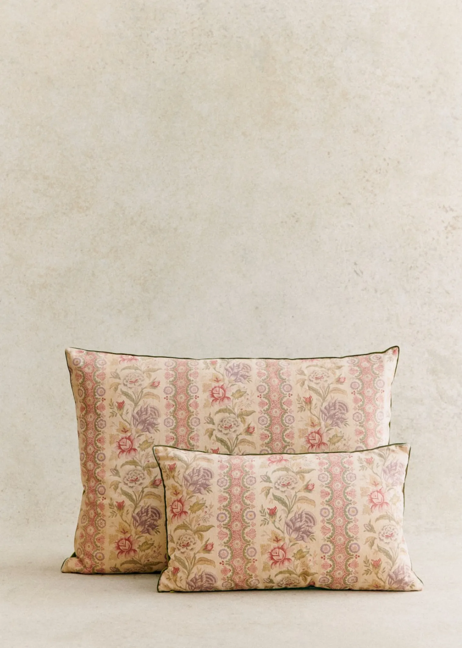 Sezane Coussin Vintage - Très Grand Modèle- La Sélection Vintage | Les Tissus