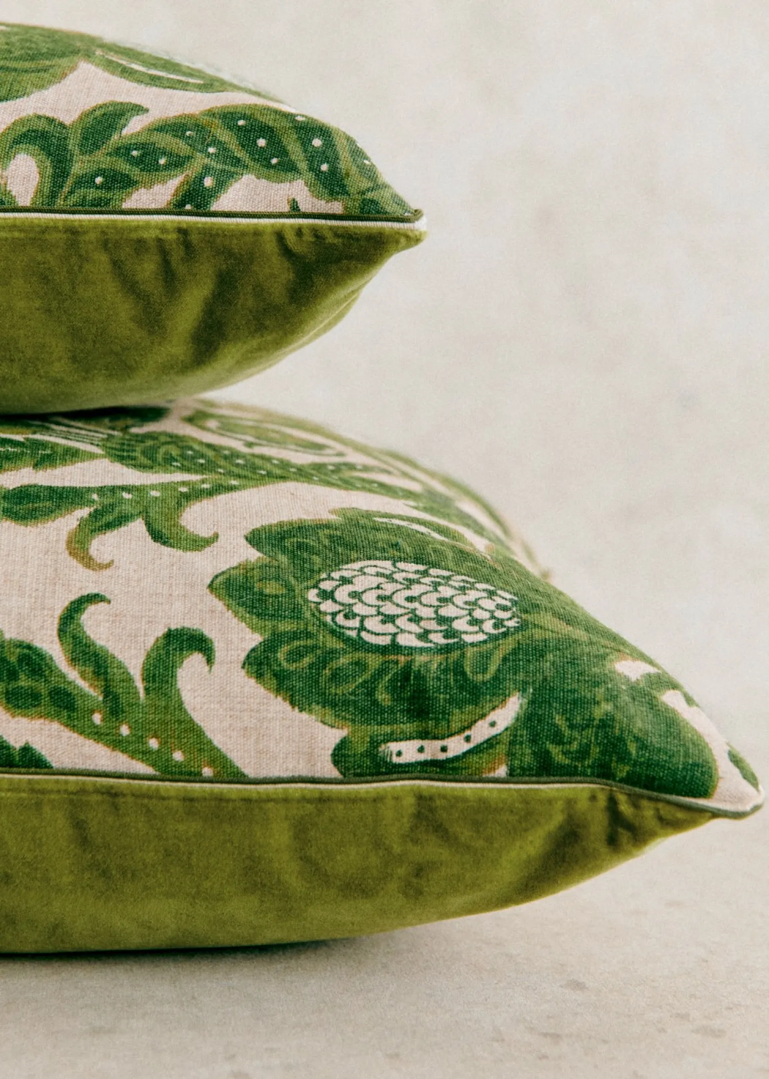 Sezane Coussin Vintage - Très Grand Modèle- La Sélection Vintage | Les Tissus