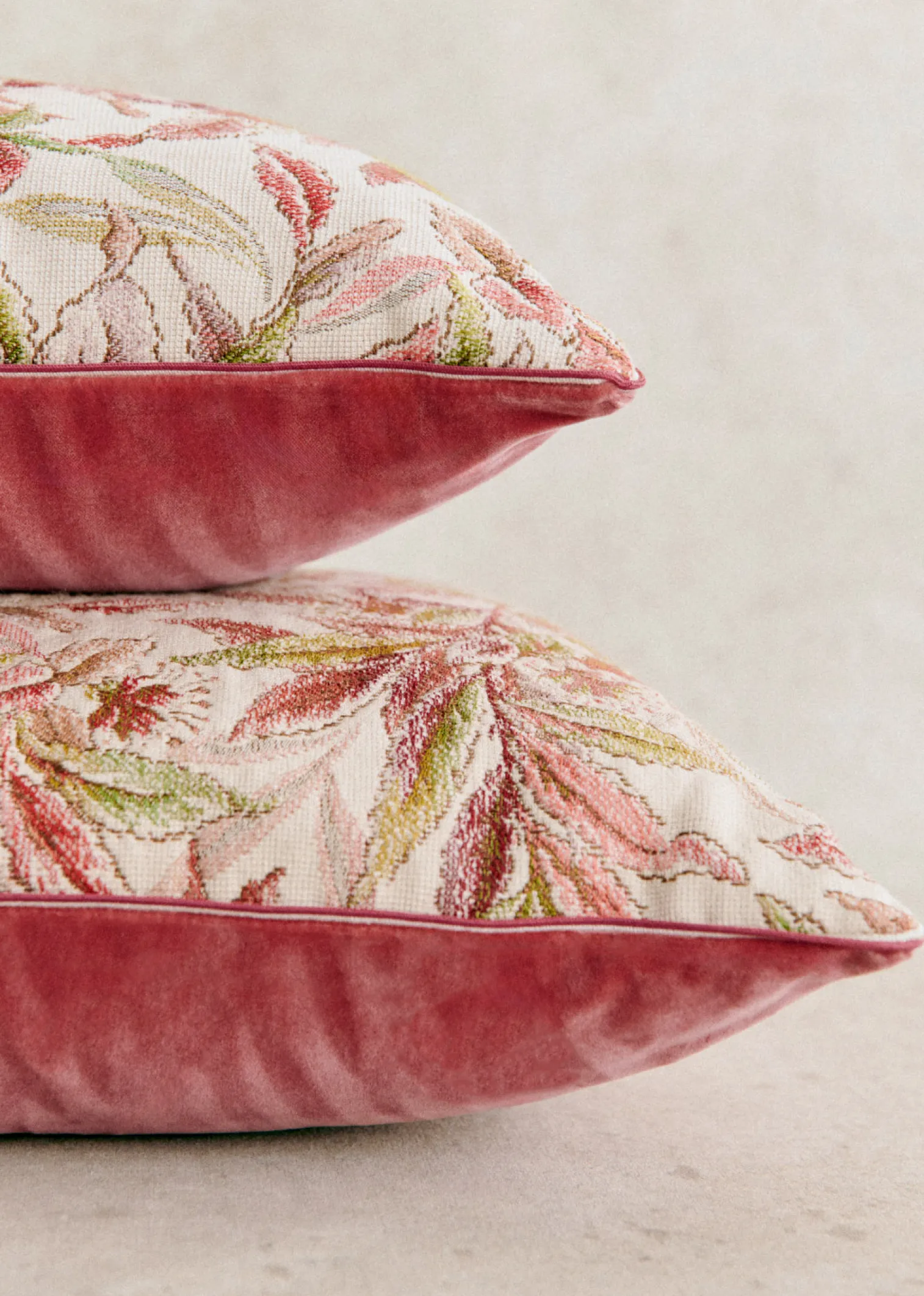Sezane Coussin Vintage - Très Grand Modèle- La Sélection Vintage | Les Tissus