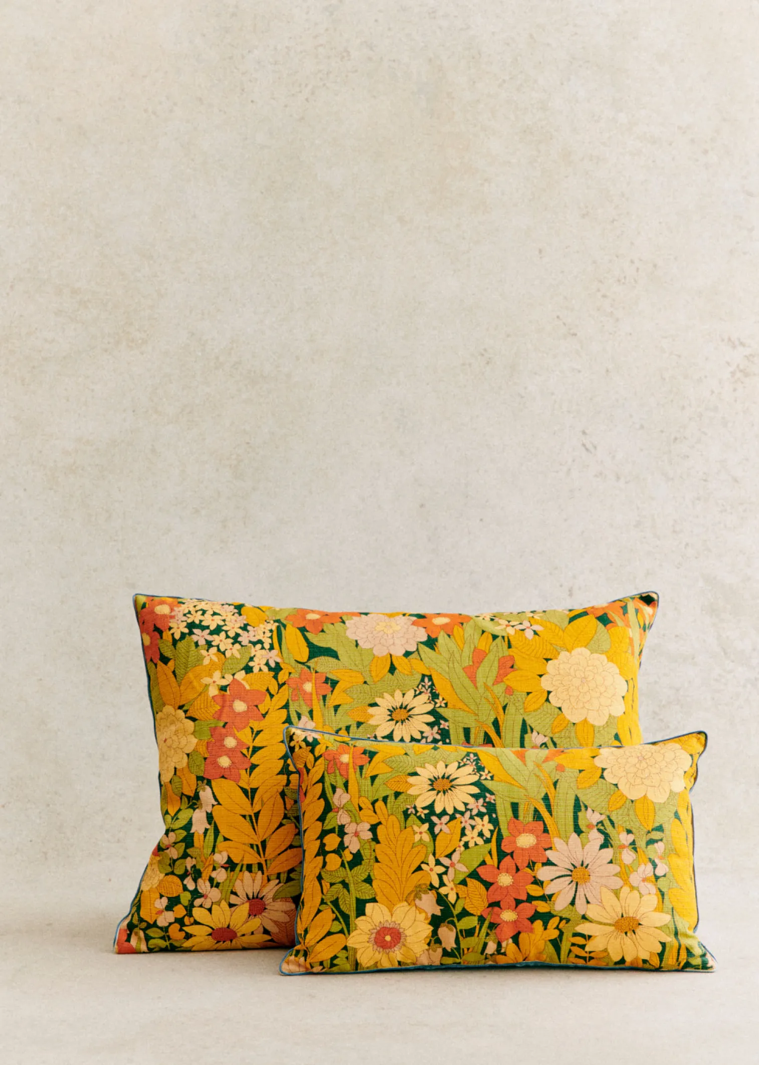 Sezane Coussin Vintage - Très Grand Modèle- La Sélection Vintage | Les Tissus